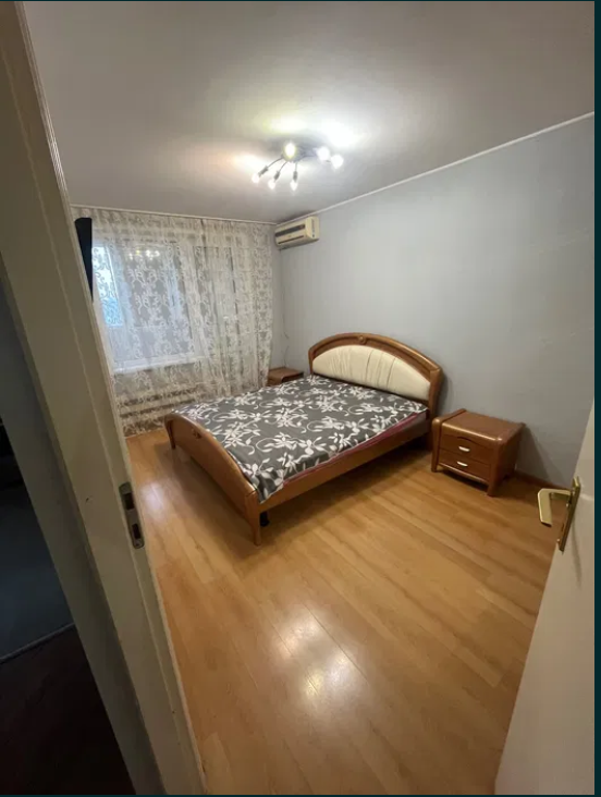 Продажа 3-комнатной квартиры 63 м², Игоря Шамо бул., 10