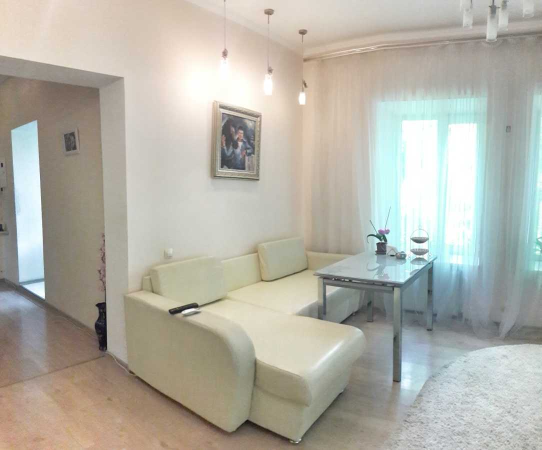 Продажа 2-комнатной квартиры 53 м², Леонтовича ул., 15