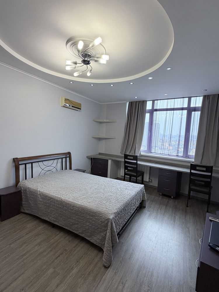 Аренда 1-комнатной квартиры 44 м², Героев Сталинграда просп., 2Д