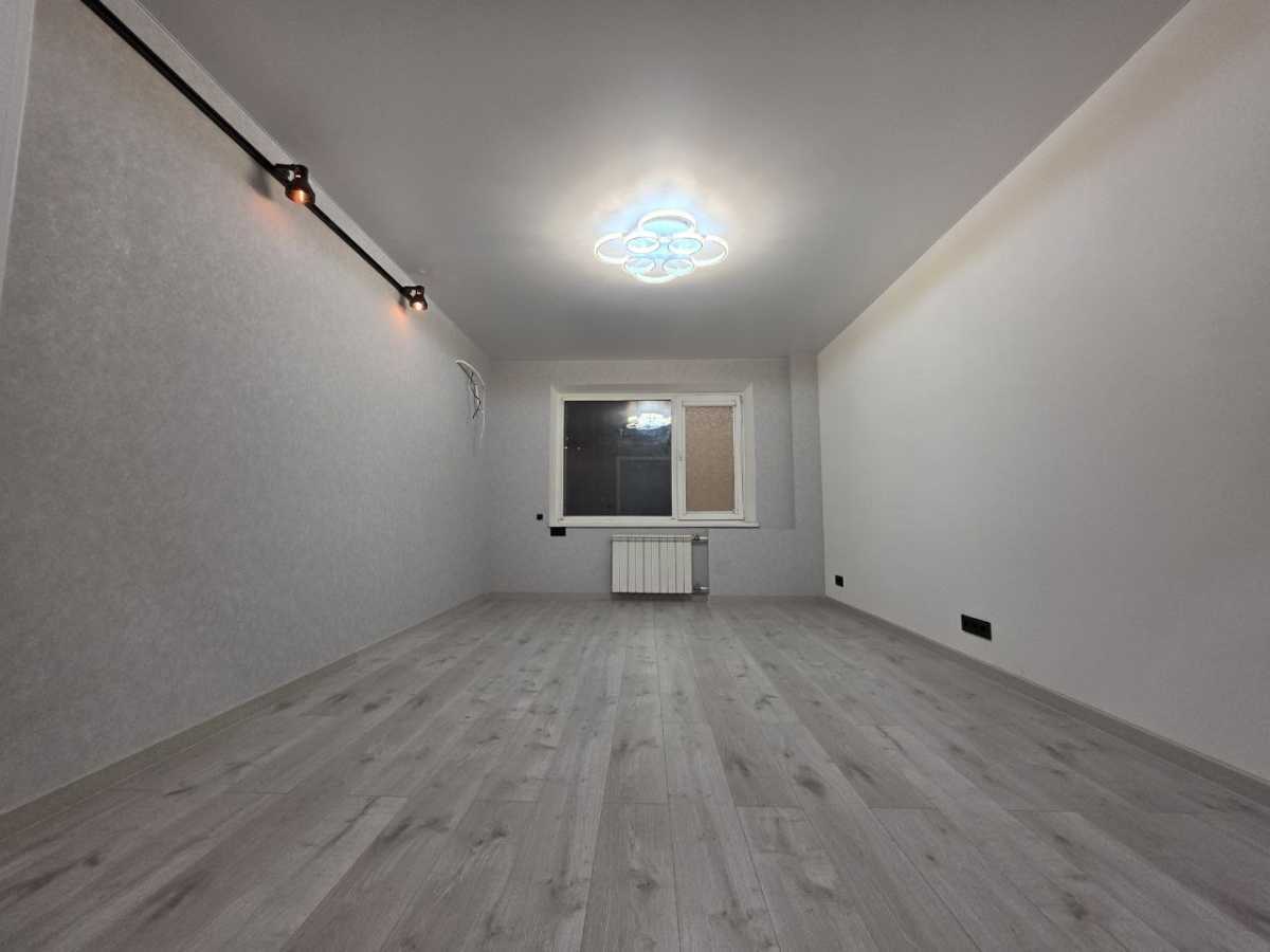 Продажа 3-комнатной квартиры 72 м², Владимира Маяковского просп., 22А