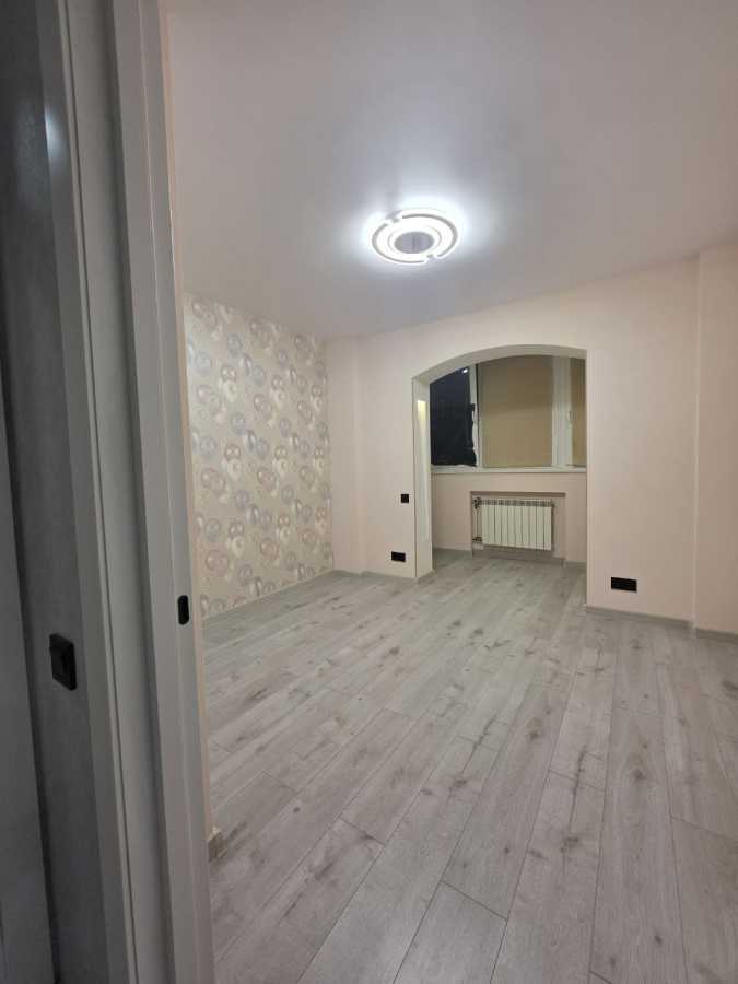 Продажа 3-комнатной квартиры 72 м², Владимира Маяковского просп., 22А