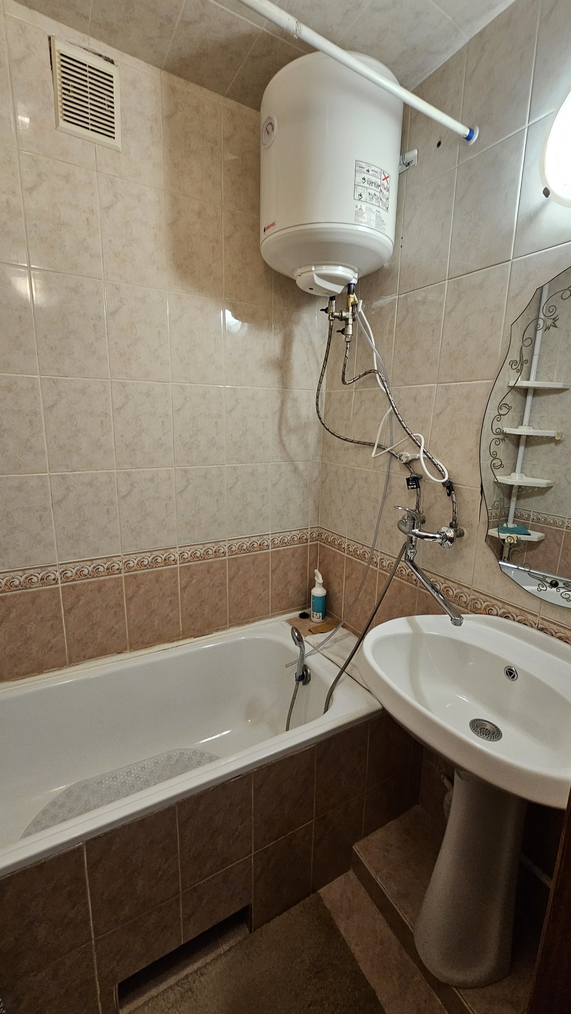 Оренда 1-кімнатної квартири 50 м², Оболонська пл., 2А
