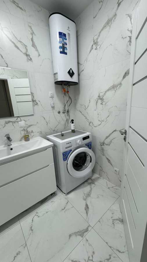 Оренда 1-кімнатної квартири 49 м², Чубинського вул., 13А