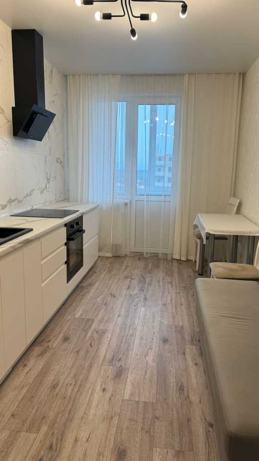 Оренда 1-кімнатної квартири 49 м², Чубинського вул., 13А