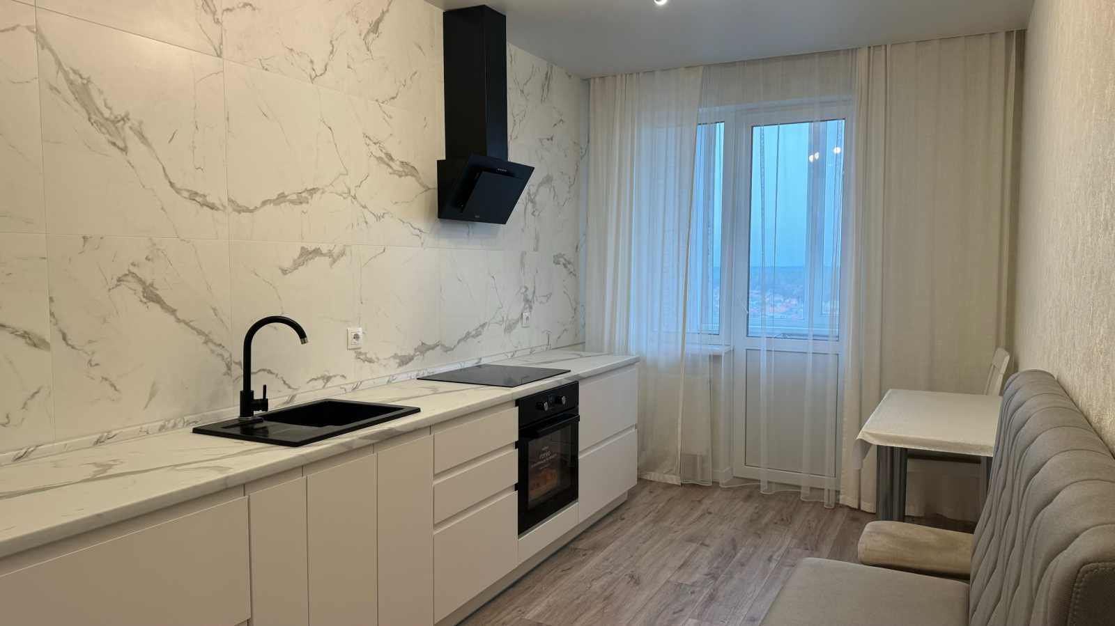 Оренда 1-кімнатної квартири 49 м², Чубинського вул., 13А