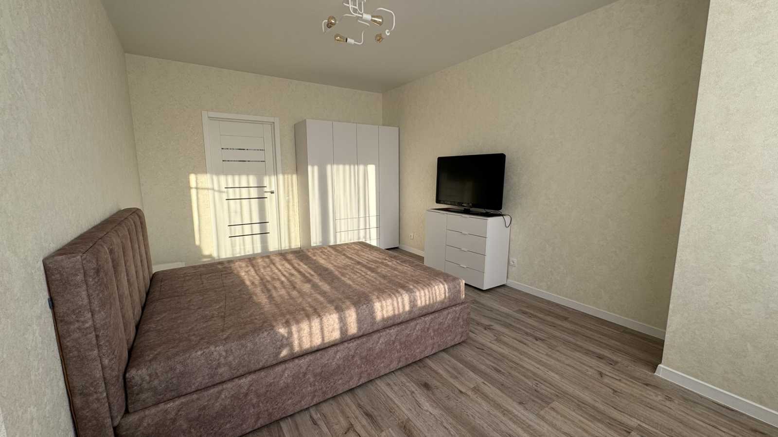 Оренда 1-кімнатної квартири 49 м², Чубинського вул., 13А