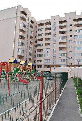 Киево-Святошинский район, с. Софиевская Борщаговка, Леси Украинки ул., 19