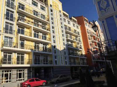 Дегтярна вул., 7