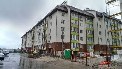Киево-Святошинский район, с. Петропавловская Борщаговка, Волынская ул., 12