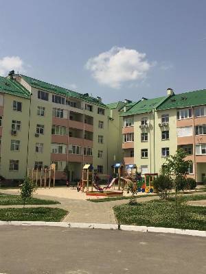 Києво-Святошинський район, с. Петропавлівська Борщагівка, Борщагівська вул., 30А