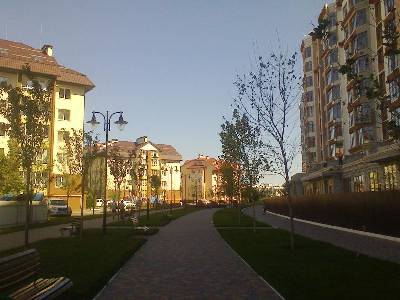 Киево-Святошинский район, с. Петропавловская Борщаговка, Волынская ул., 9