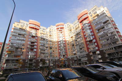 Василя Симоненко вул., 5А