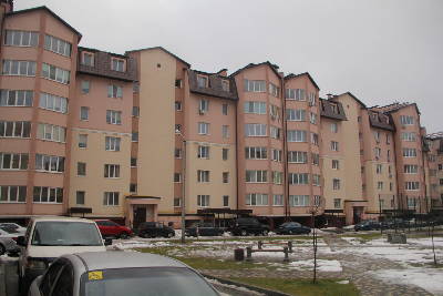 Києво-Святошинський район, с. Софіївська Борщагівка, Боголюбова вул., 7