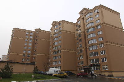 Києво-Святошинський район, с. Софіївська Борщагівка, Боголюбова вул., 24