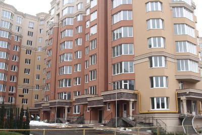 Киево-Святошинский район, с. Софиевская Борщаговка, Боголюбова ул., 36
