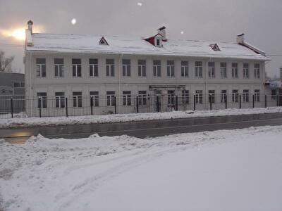 Електриків вул., 10