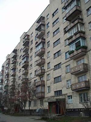 Киев, Ушинского ул., 27