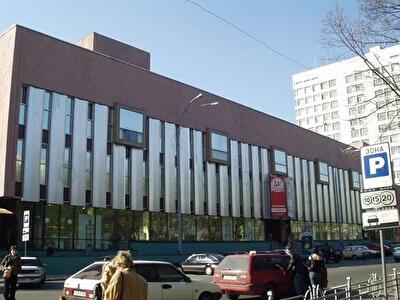 Киев, Суворова ул., 4