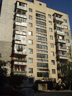 Бережанская ул., 5