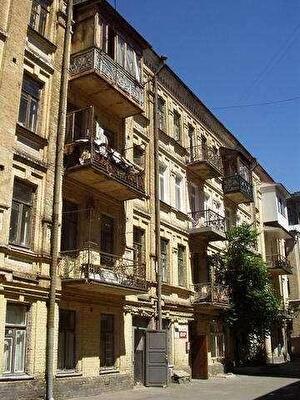 Тараса Шевченко бул., 36Б