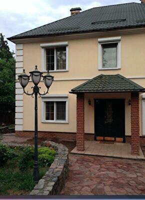 Киев, Фруктовая ул., 5