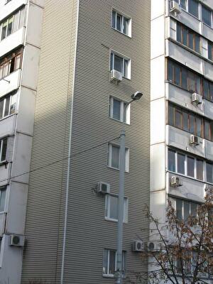 Ревуцкого ул., 42А