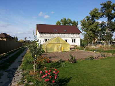 Броварской район, с. Погребы, Независимости ул., 43