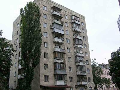 Бутишів пров., 12