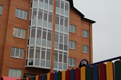 Бучанський район, смт Гостомель, Гагаріна вул., 13