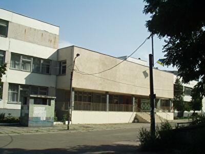 Мостицька вул., 16