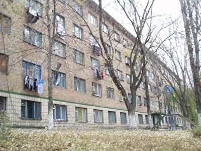 Нижньоюрківська вул., 4