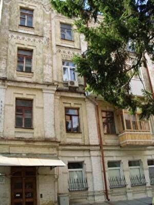 Олеся Гончара ул., 42Б