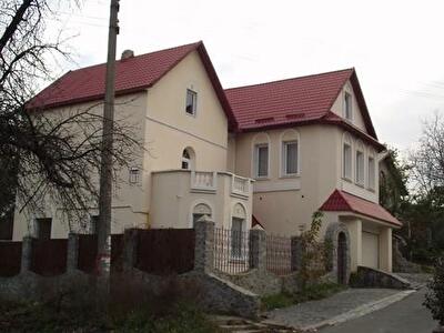 Киев, Монтажников ул., 19