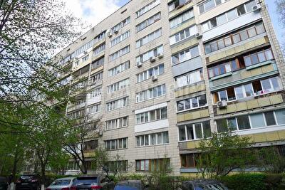 Киев, Резницкая ул., 8