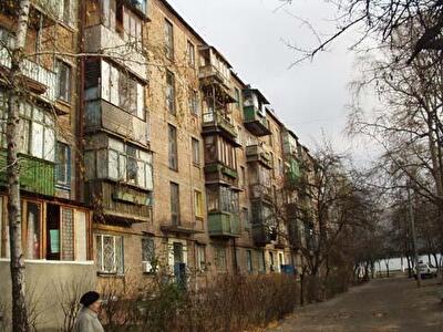 Киев, Новоконстантиновская ул., 7
