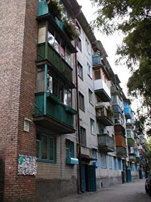 Миколи Василенка вул., 14В