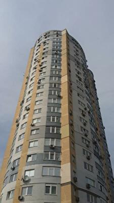 Верховної Ради бул., 14Б