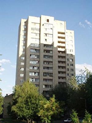 Олекси Тихого вул., 23