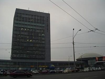 Володимира Антоновича вул., 180