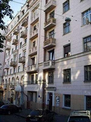 Киев, Владимира Антоновича ул., 4/6