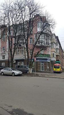 Киев, Владимира Антоновича ул., 47