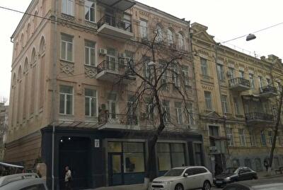 Ярославів Вал вул., 7