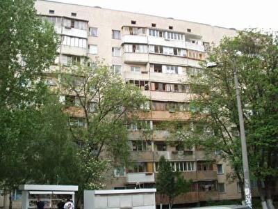 Київ, Платона Майбороди вул., 5/9