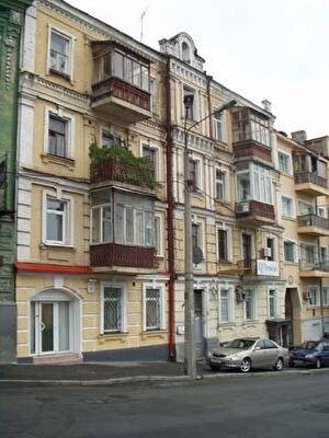 Круглоуниверситетская ул., 4