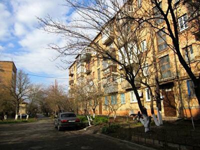 Бориспольский район, г. Борисполь, Поповича ул., 1