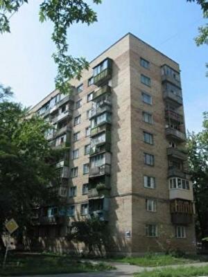 Новодарницька вул., 5