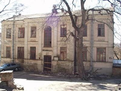 Микільсько-Ботанічна вул., 11А