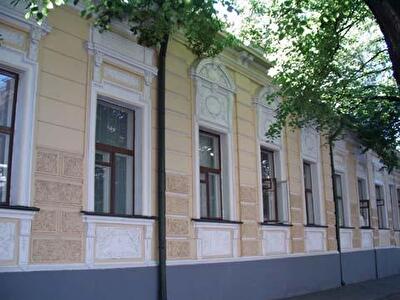 Институтская ул., 12