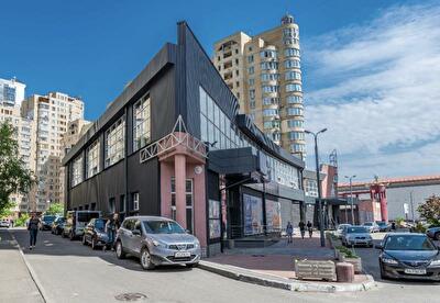 Київ, Микільсько-Слобідська вул., 2Г