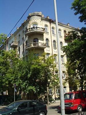 Институтская ул., 18Б